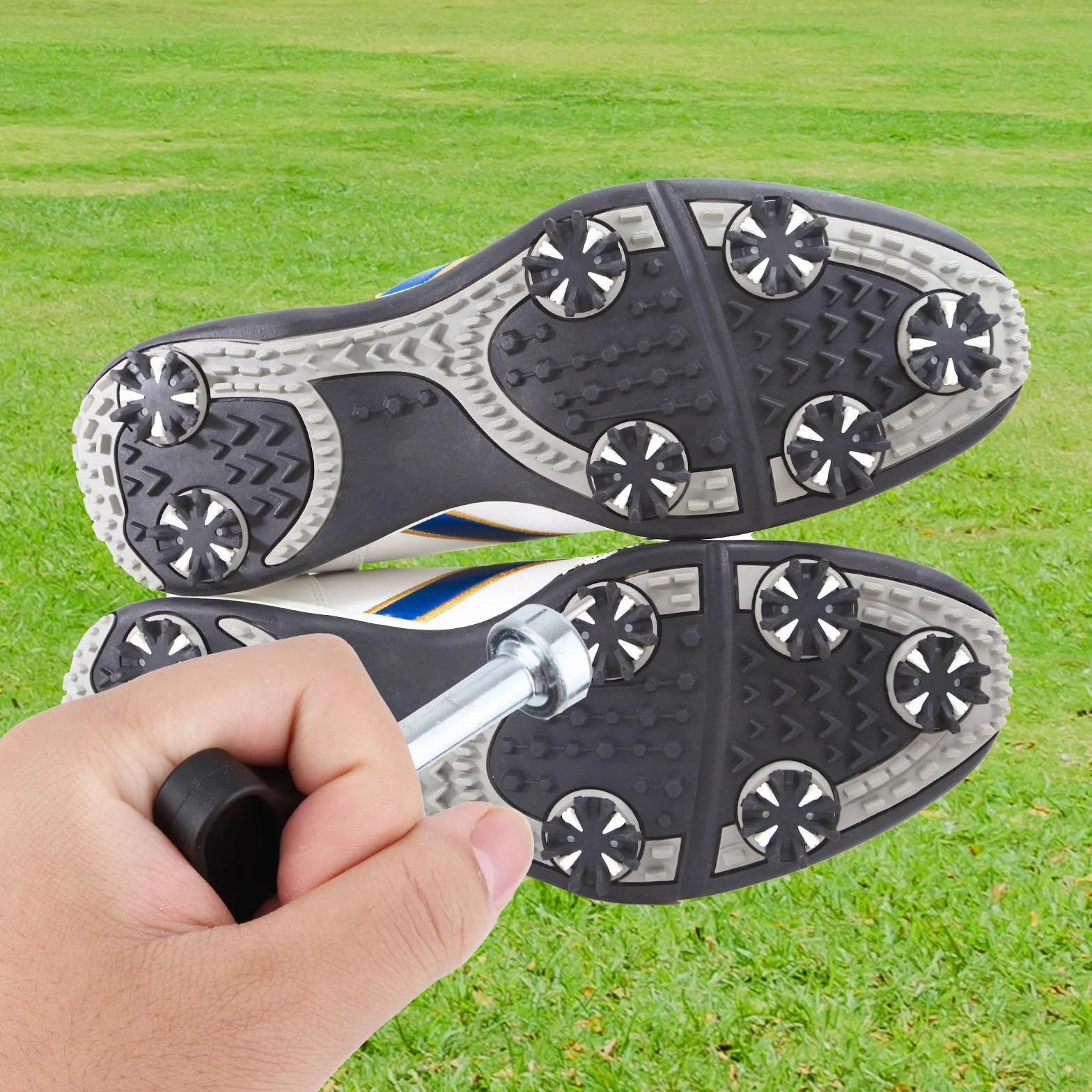 Gosknor 2 Pezzi Scarpe da Golf Chiave Spike, Multifunzione Strumento di Rimozione dei Chiodi Scarpe Golf Chiave di Regolazione dei Chiodi Universale Durevole e Facile da Impugnare