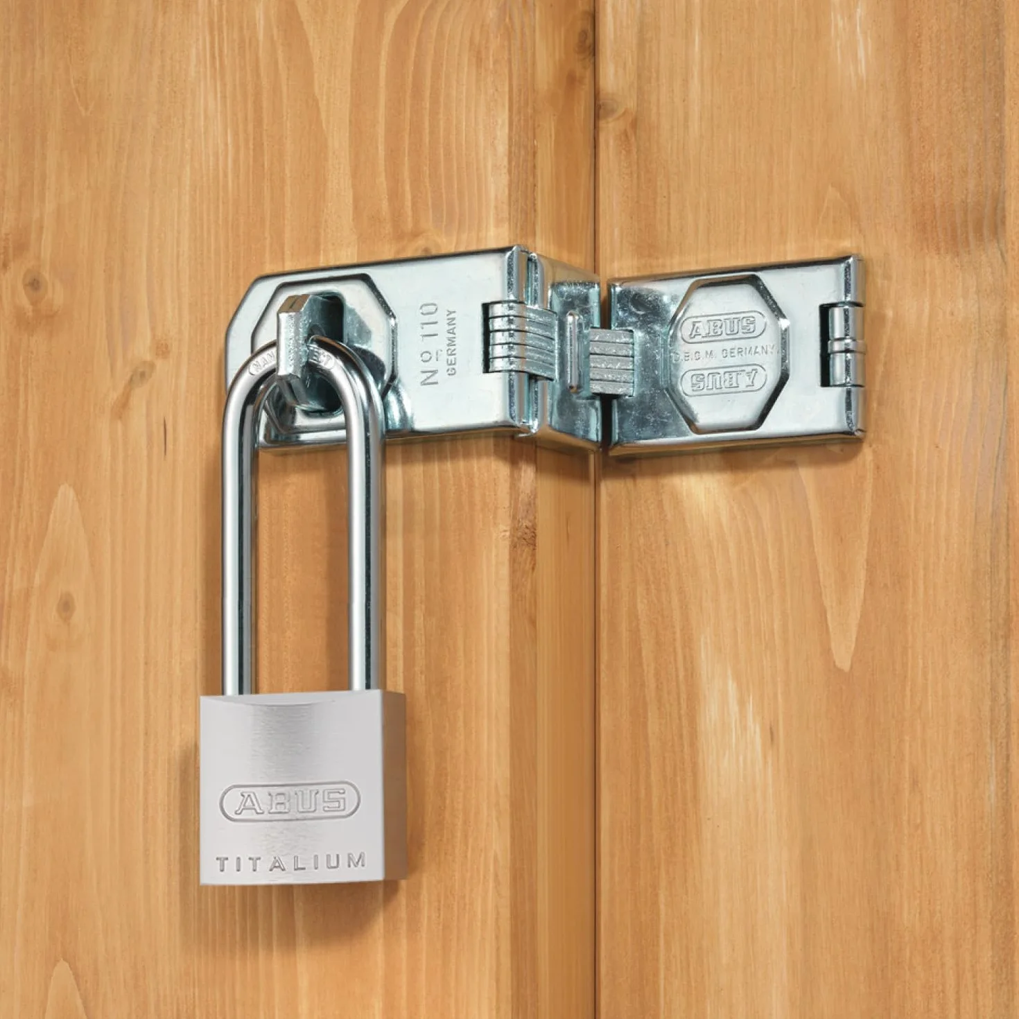ABUS 545832-64TI/40HB63_KA6412 Candado Titalium de 40 mm arco extra largo llaves iguales